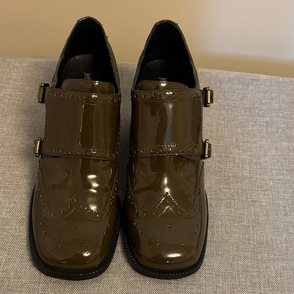 Jeffrey  Campbell Monk Heeled Shooties, in Olive Patent, Size 8/39.  EUC. - Picture 5 of 16